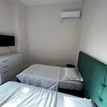 Hq Apartment In Center